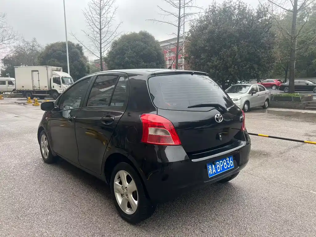 Toyota Yaris 2010