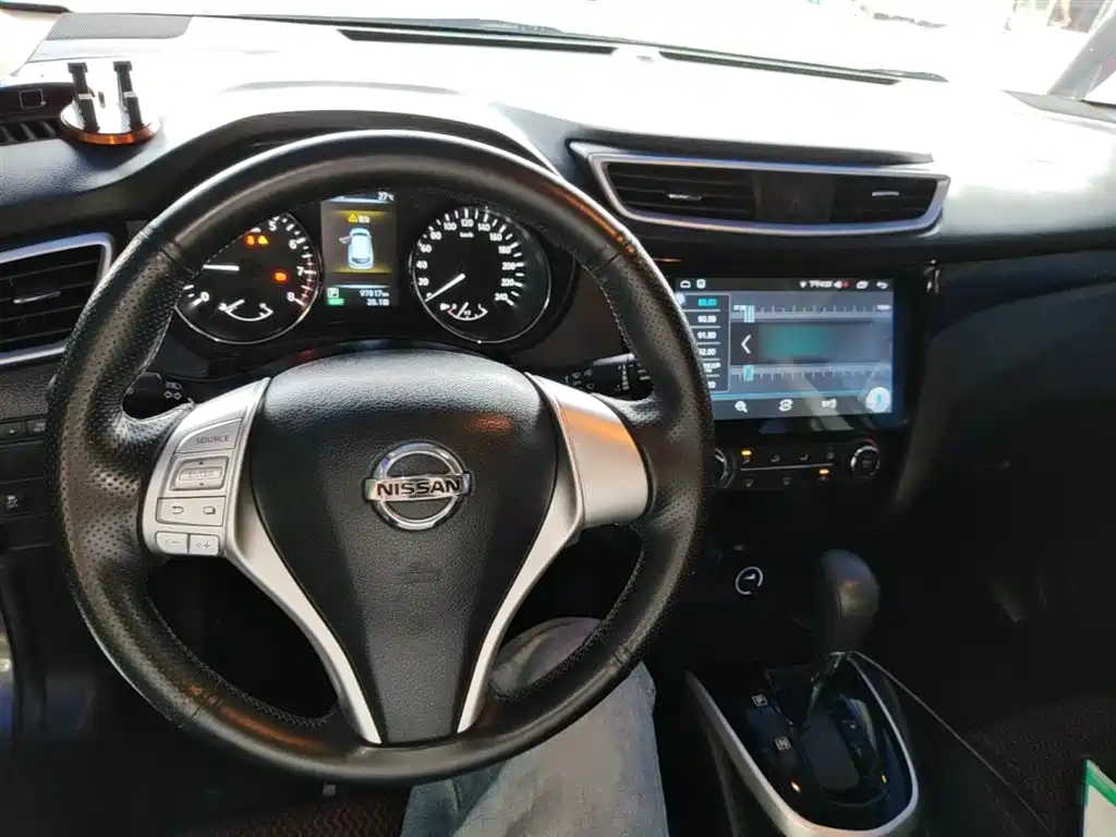 Nissan Qashqai 2017 — фото 10