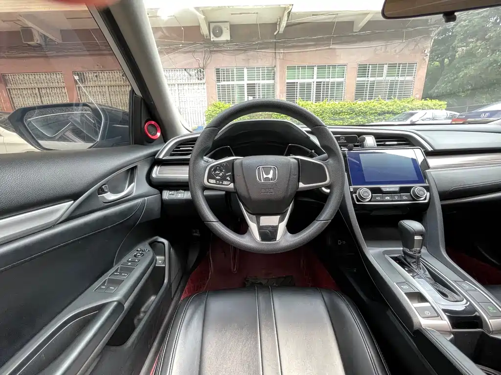 Honda Civic 2020 — фото 14