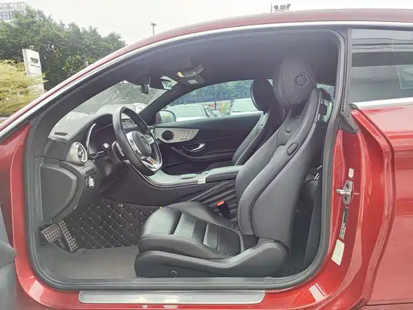 Mercedes-Benz C-Class 2019