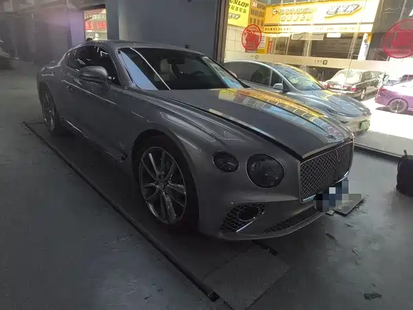 Bentley Continental 2018