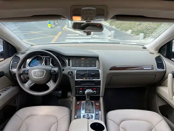 Audi Q7 2012
