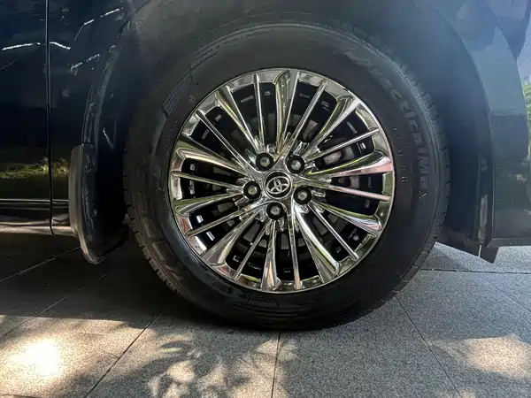 Toyota Alphard 2020
