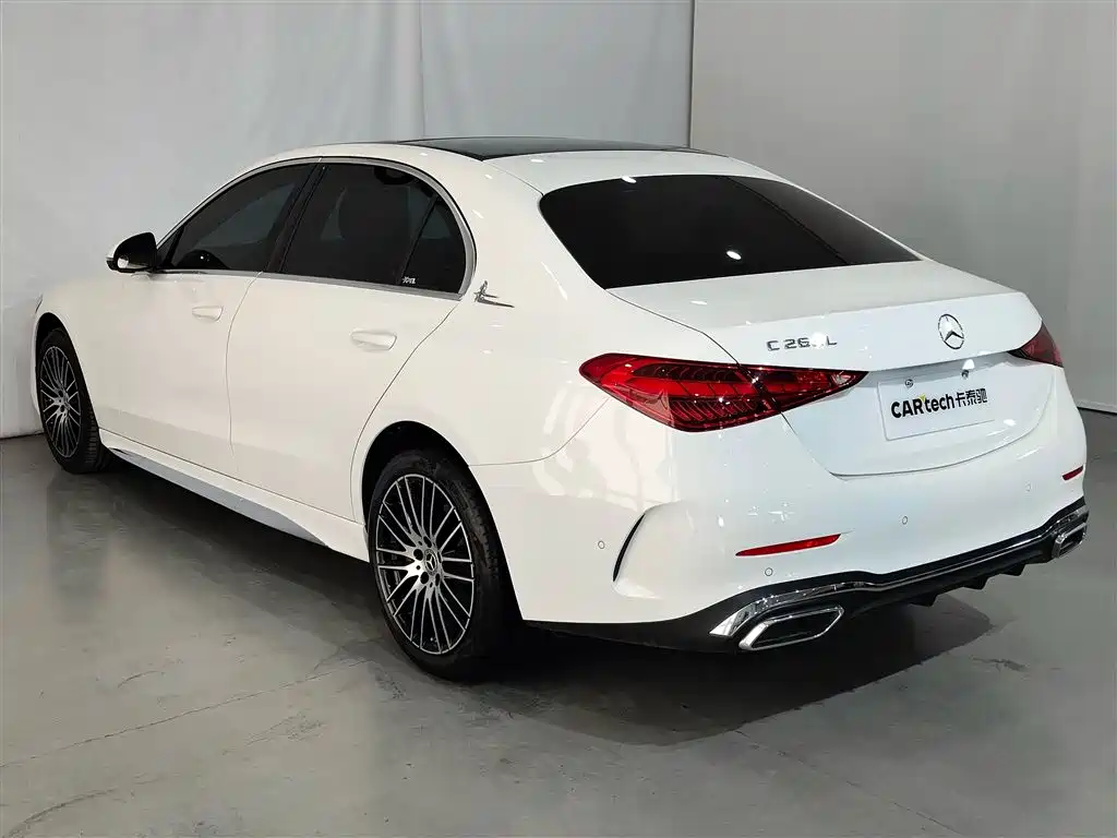 Mercedes-Benz C-Class 2025 — фото 18
