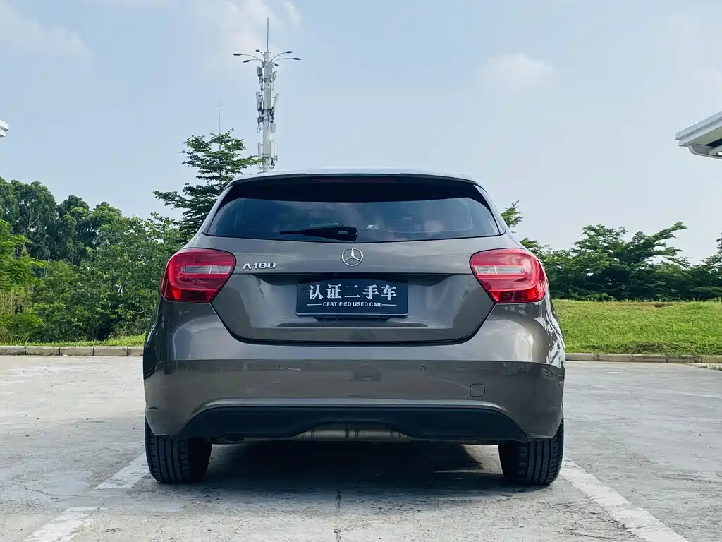 Mercedes-Benz A-Class 2015 — фото 5