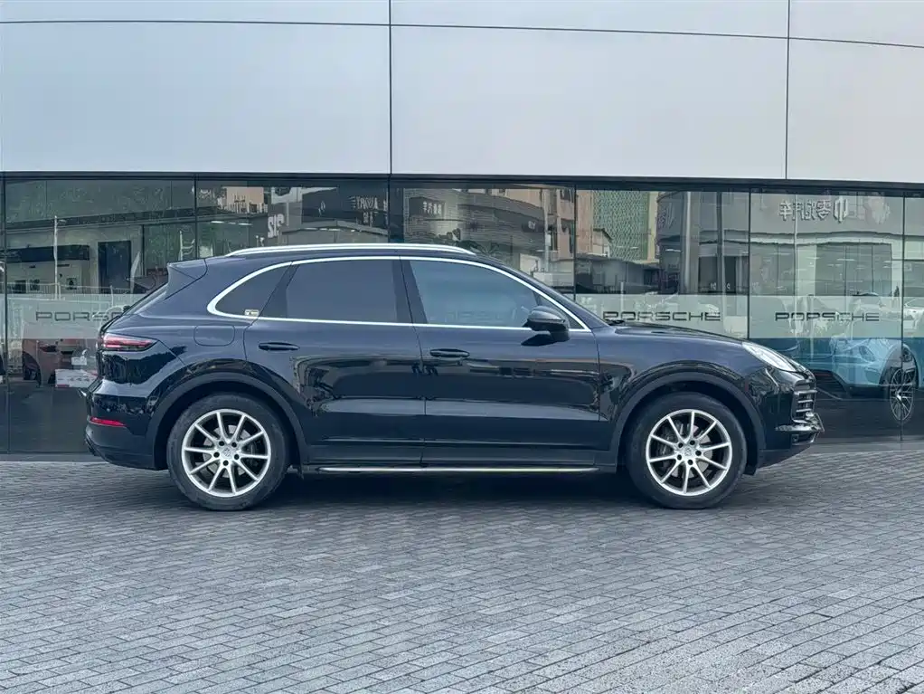 Porsche Cayenne 2022 — фото 4