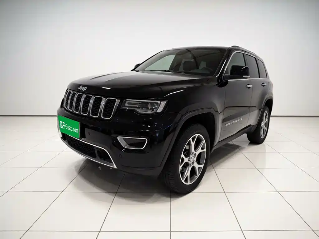 Jeep Grand Cherokee 2021 — фото 1