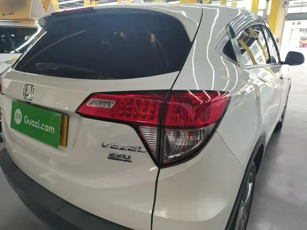 Honda Vezel 2019 — фото 8