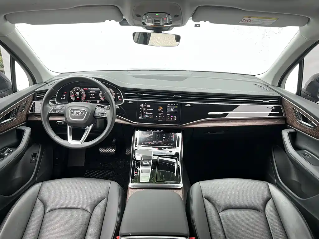 Audi Q7 2023