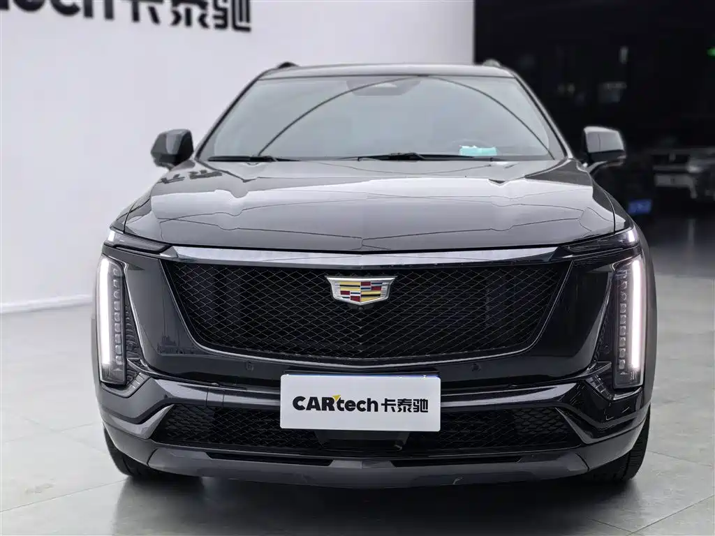 Cadillac XT5 2025 — фото 3