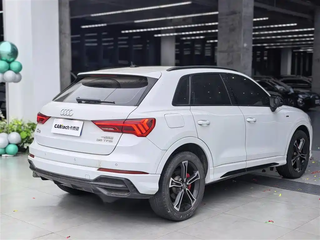 Audi Q3 2021 — фото 3