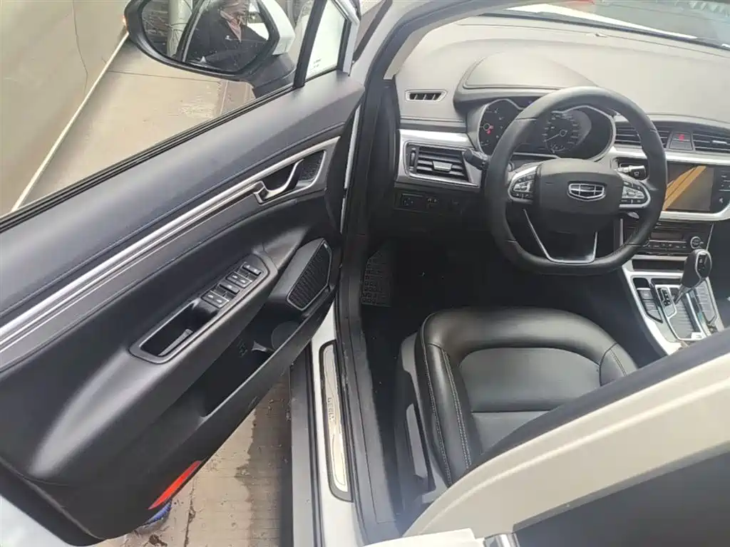 Geely Emgrand GS 2020 — фото 16