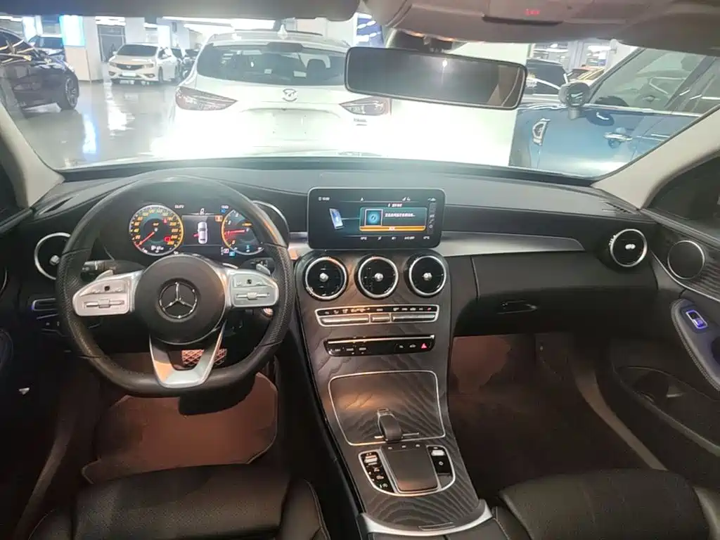 Mercedes-Benz C-Class 2021 — фото 10
