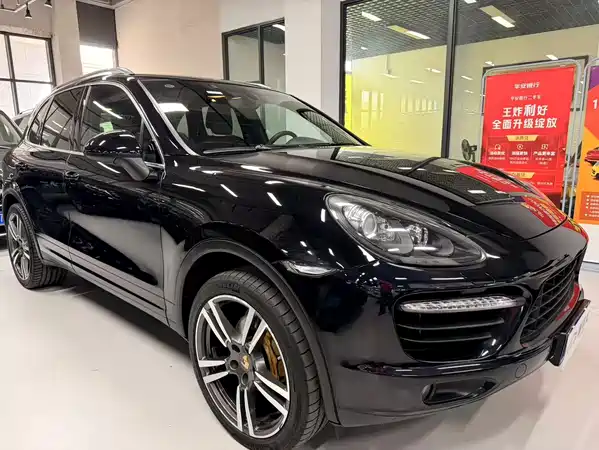 Porsche Cayenne 2011