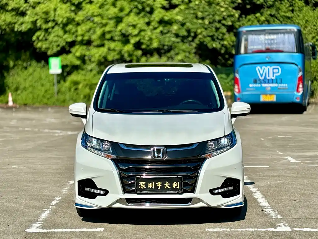 Honda Odyssey 2021 — фото 2