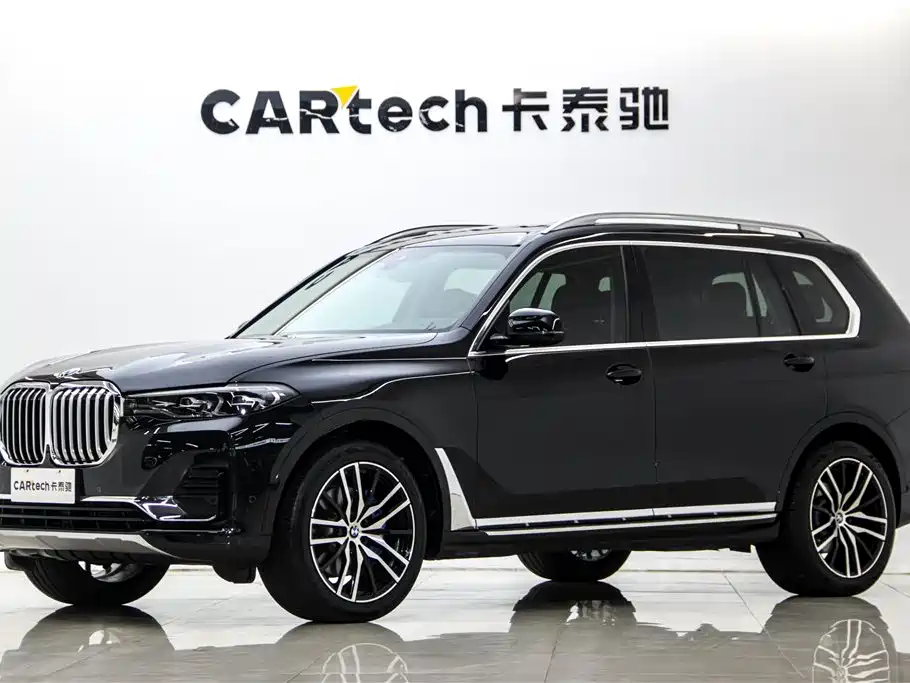 BMW X7 2020 — фото 1
