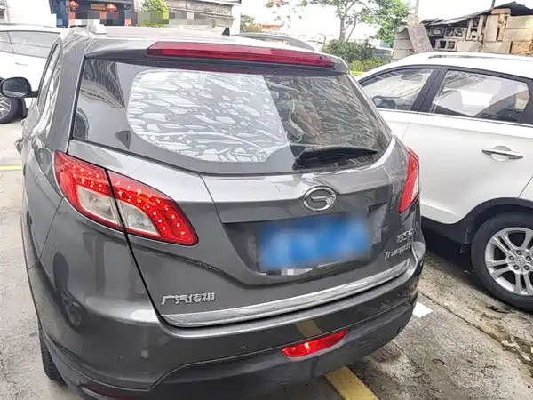 GAC Trumpchi GS5 2014