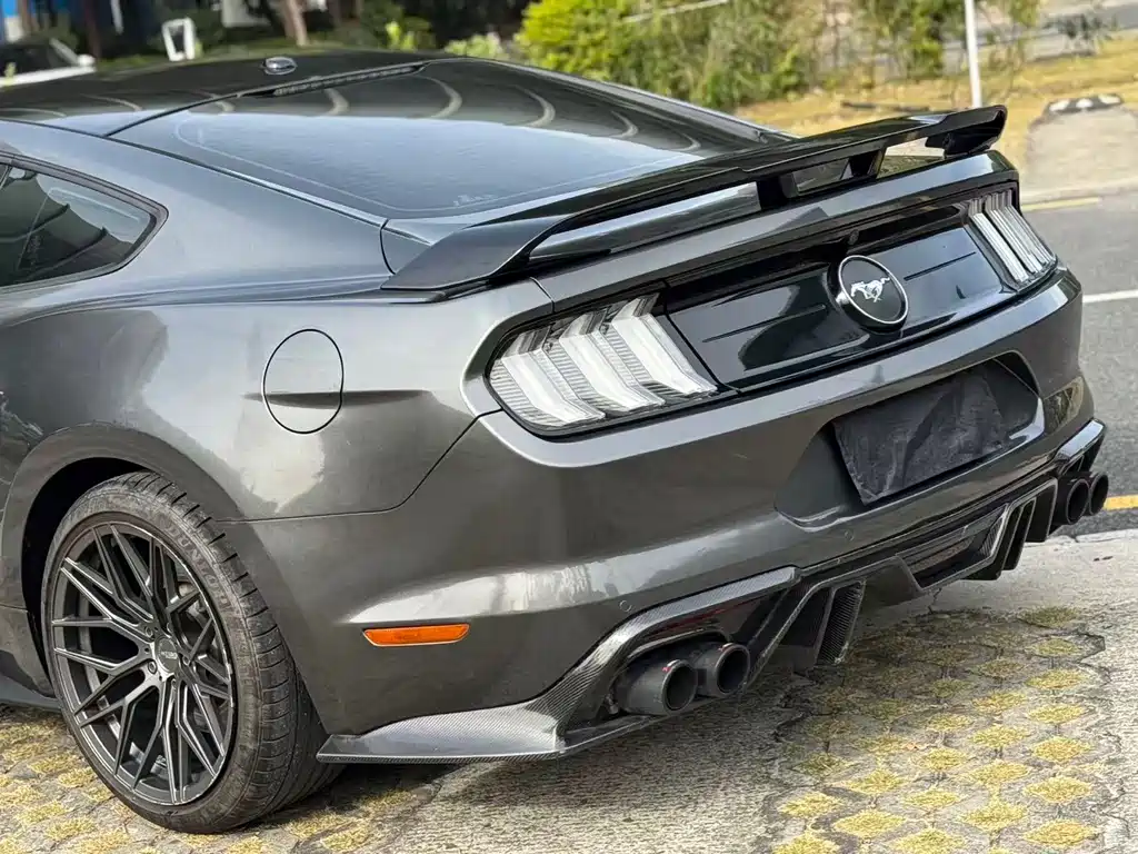 Ford Mustang 2020 — фото 18