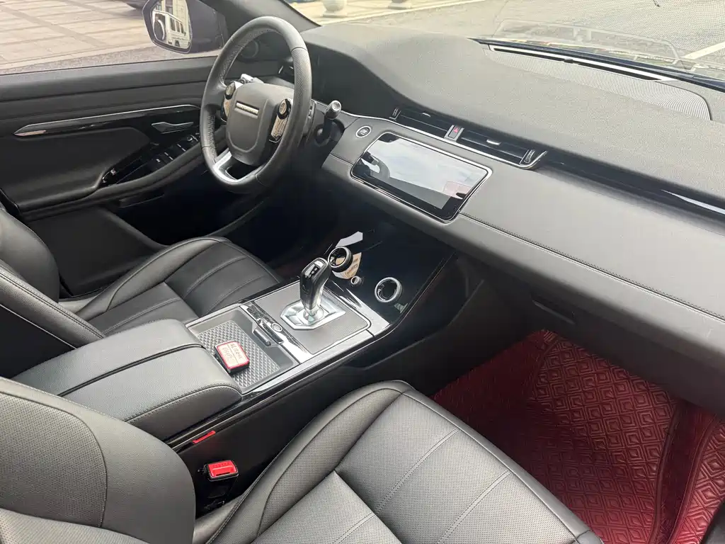 Land Rover Evoque 2021 — фото 23