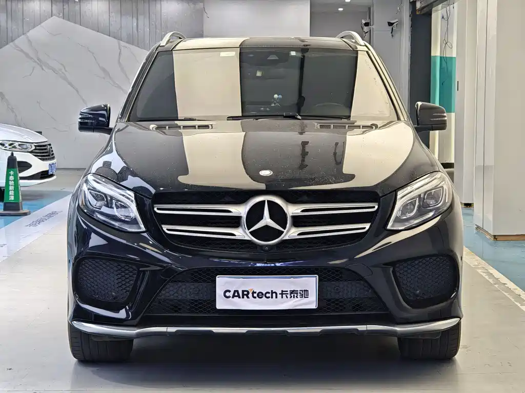Mercedes-Benz GLE 2017 — фото 14