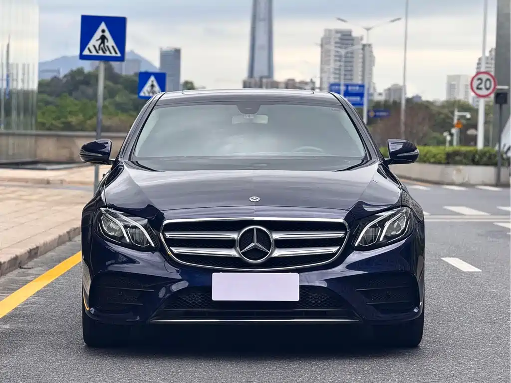 Mercedes-Benz E-Class 2019 — фото 2