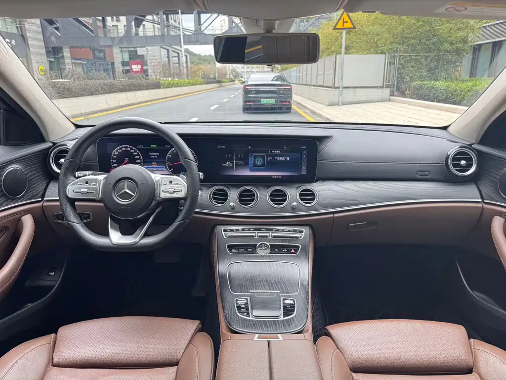 Mercedes-Benz E-Class 2019 — фото 5