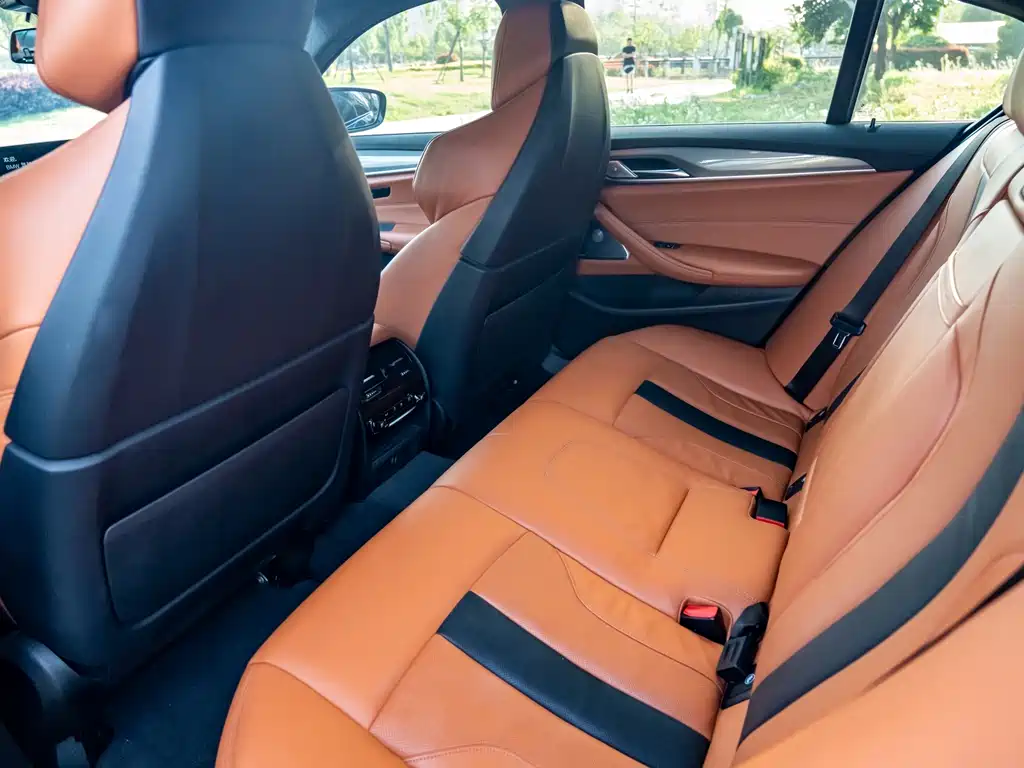 BMW M5 2019 — фото 14