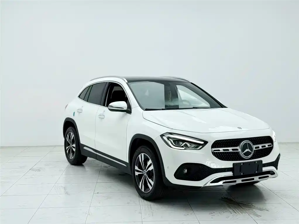 Mercedes-Benz GLA 2021
