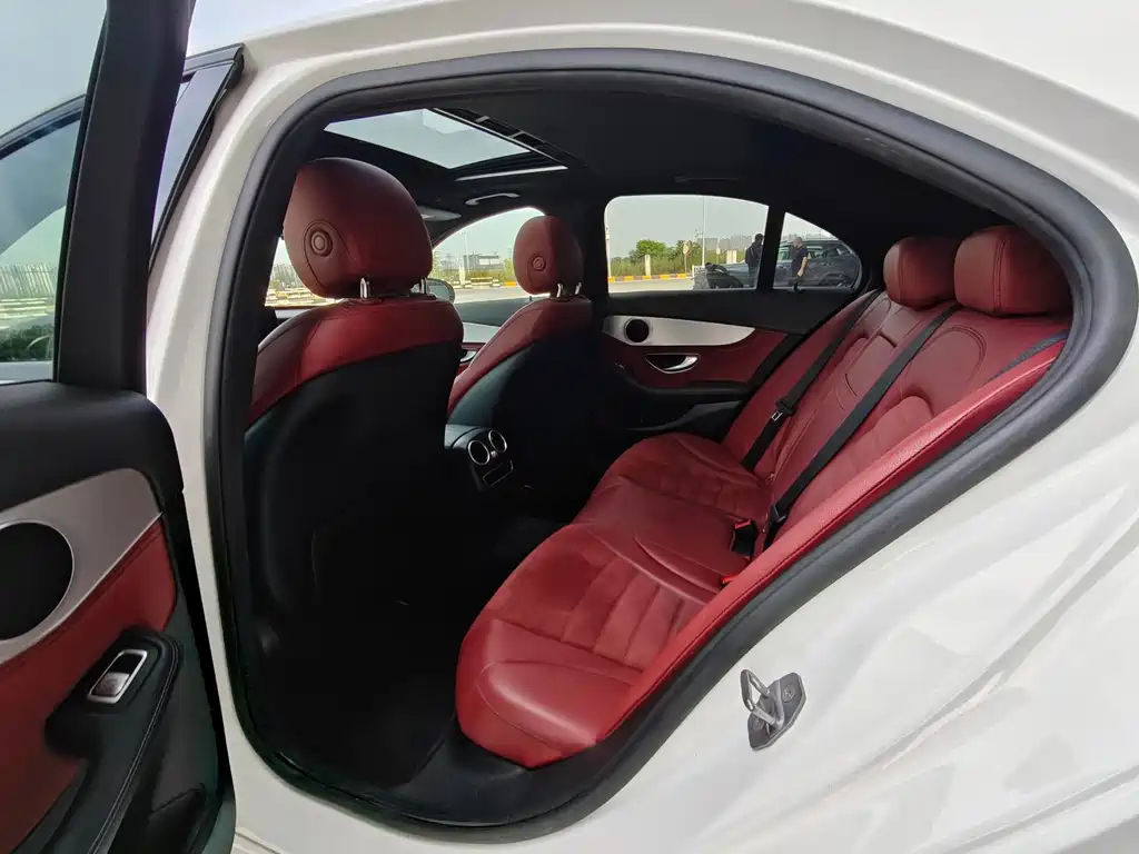 Mercedes-Benz C-Class 2019