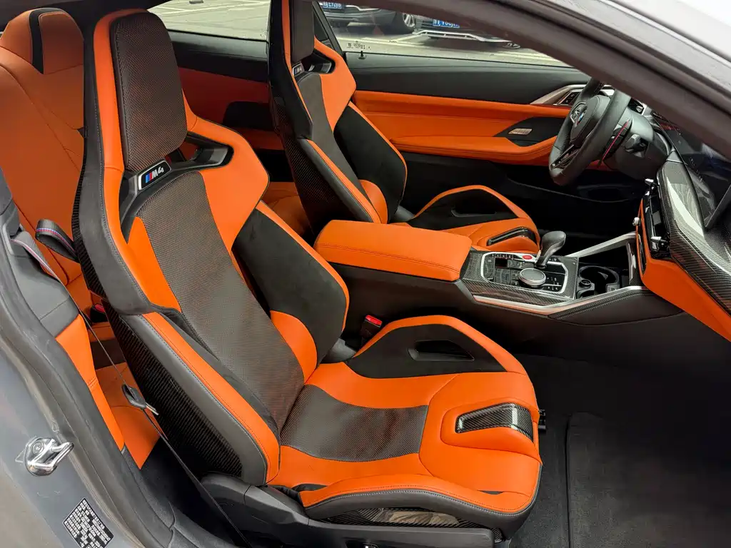 BMW M4 2025 — фото 11