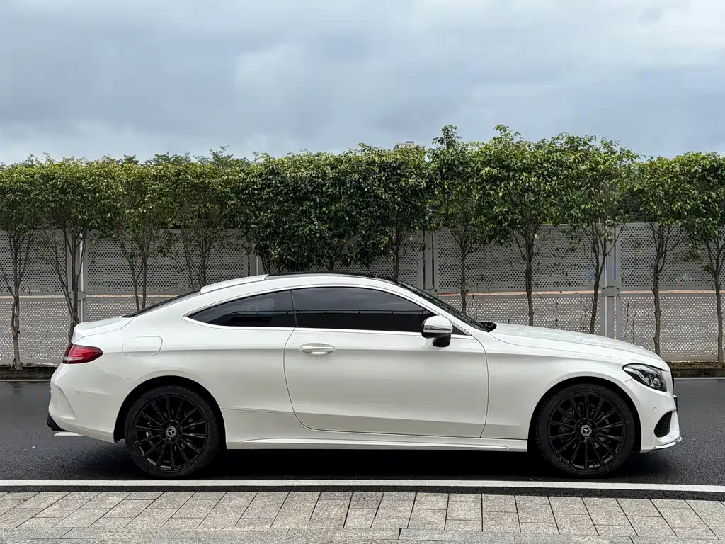Mercedes-Benz C-Class 2017 — фото 13