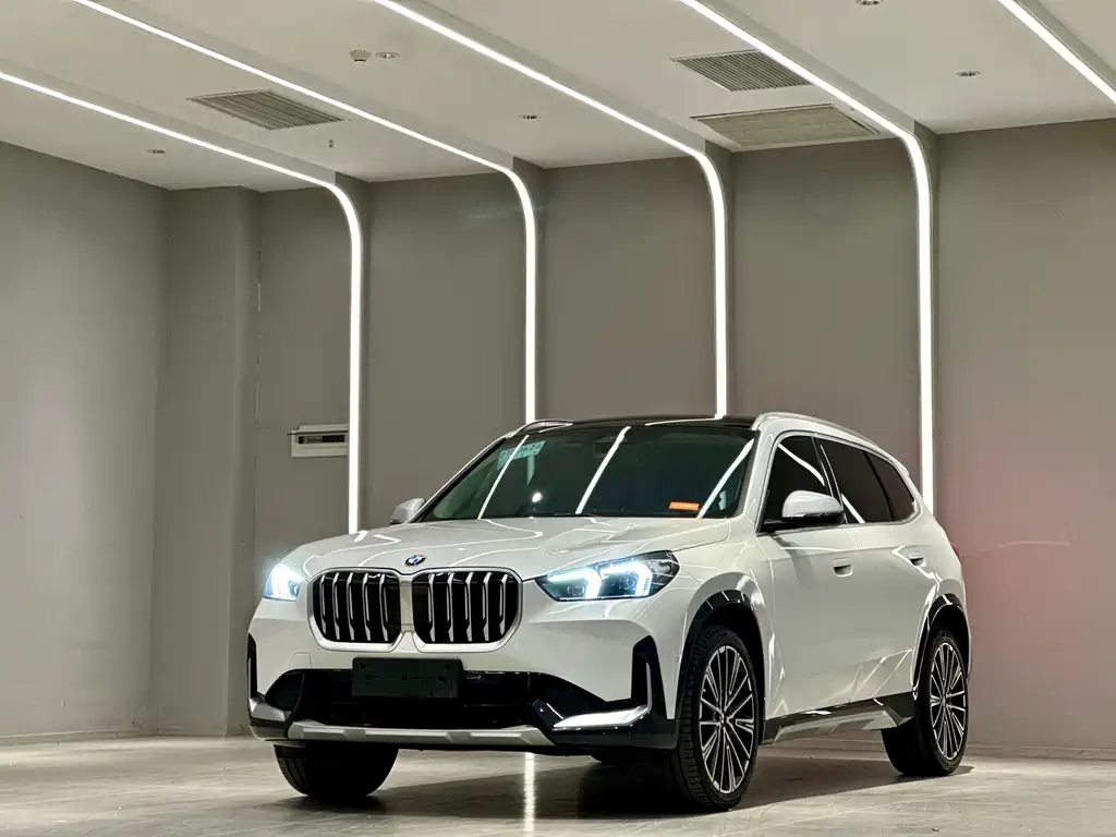 BMW X1 2025
