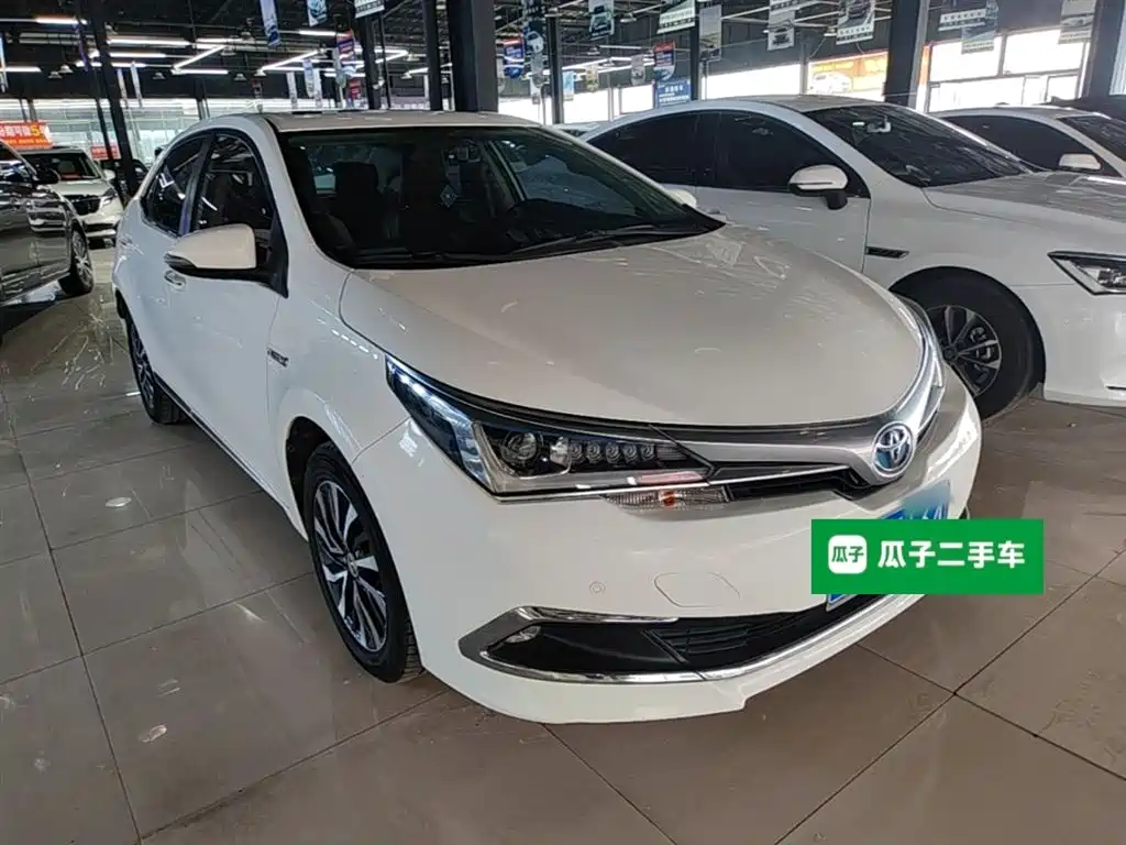 Toyota Corolla 2016 — фото 4