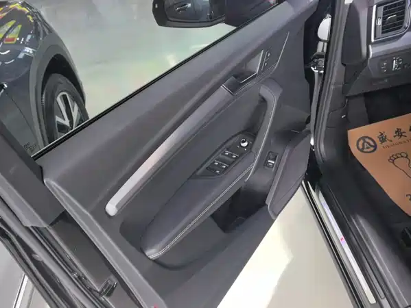 Audi Q5L 2022