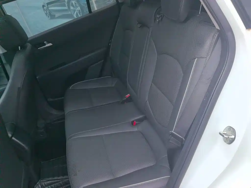 Hyundai ix25 2015 — фото 17