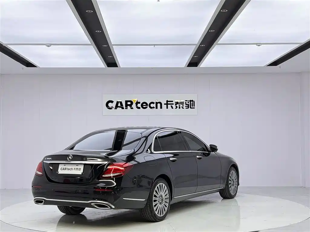 Mercedes-Benz E-Class 2020 — фото 6
