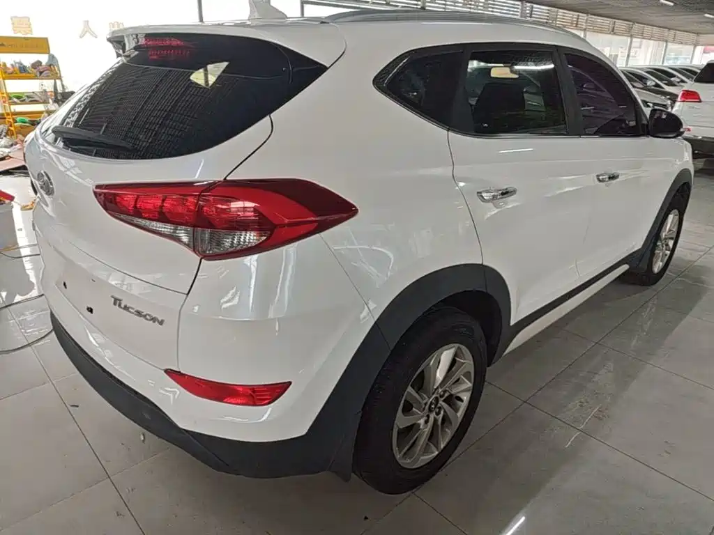 Hyundai Tucson 2019 — фото 7