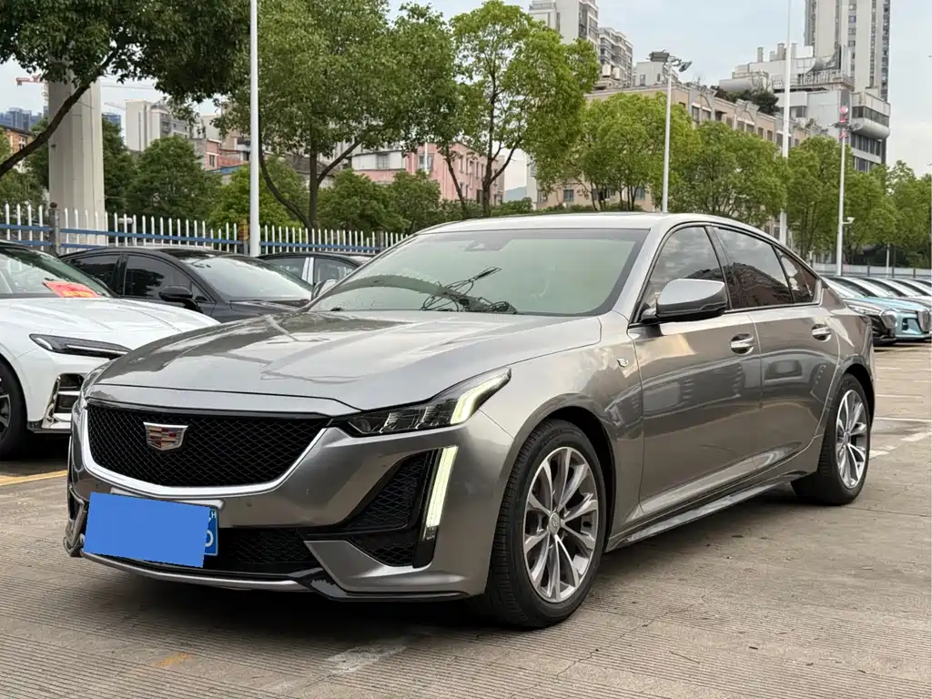 Cadillac CT5 2021 — фото 1