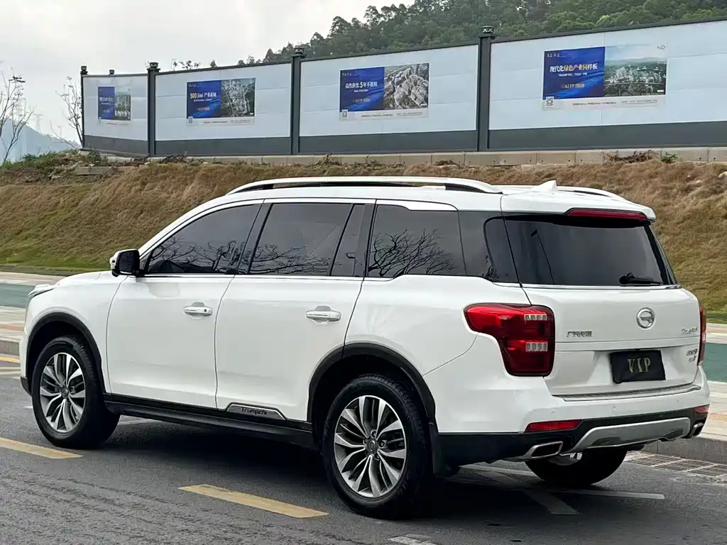 GAC Motor Trumpchi GS8 2018 — фото 10