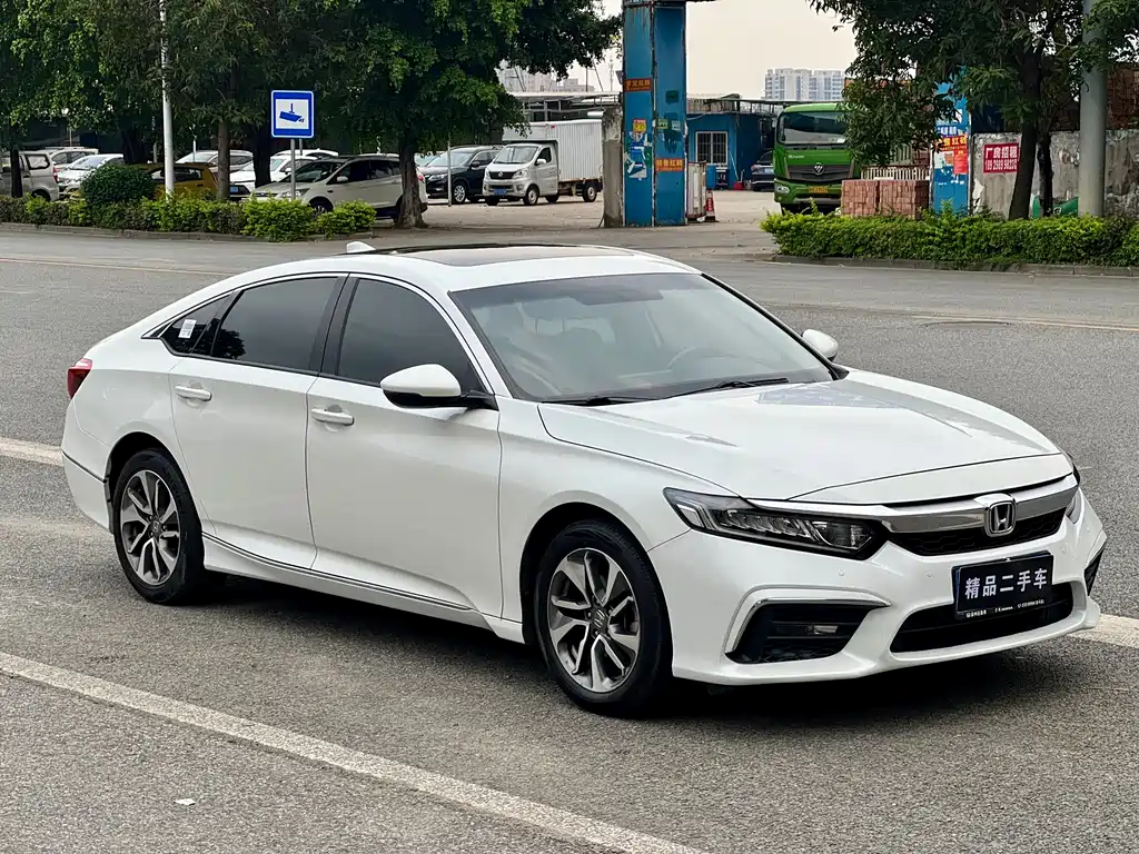 Honda Inspire 2020 — фото 3