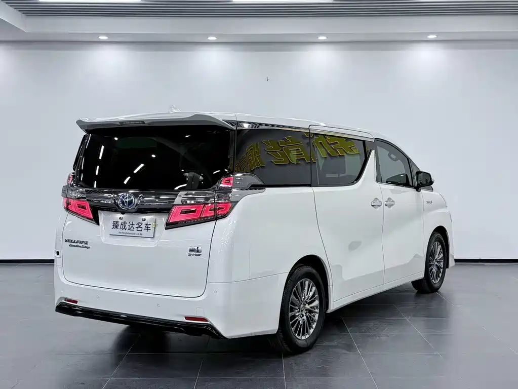 Toyota Vellfire 2021 — фото 6