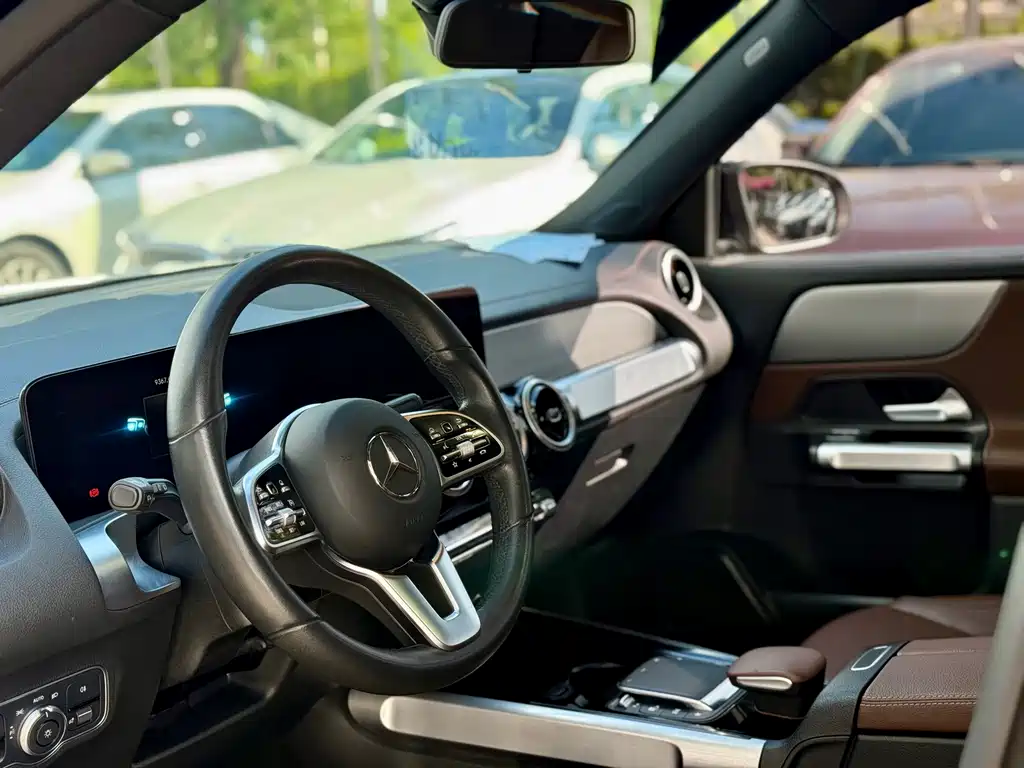 Mercedes-Benz GLB 2023 — фото 13