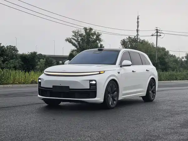 Li Auto L7 2025