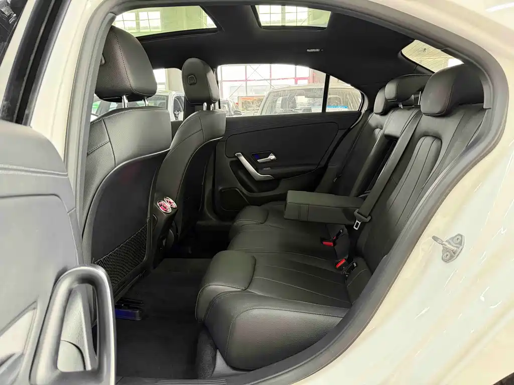 Mercedes-Benz A-Class 2023 — фото 15