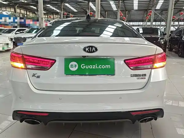 Kia K5 2016
