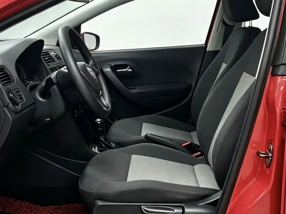 Volkswagen Polo 2016