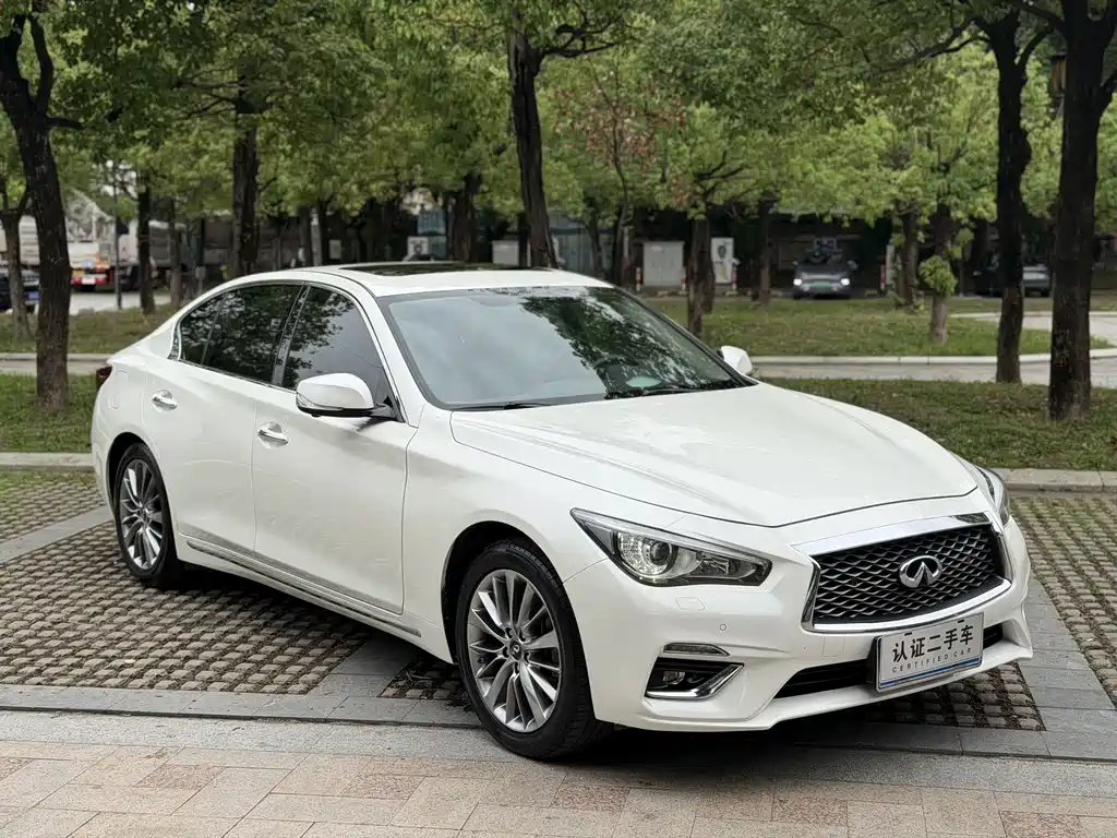 Infiniti Q50L 2019 — фото 3