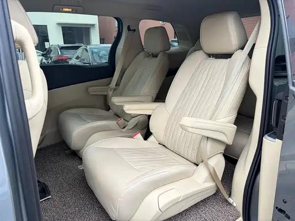 Buick GL8 2024