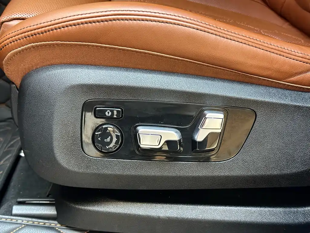 BMW X7 2020 — фото 11