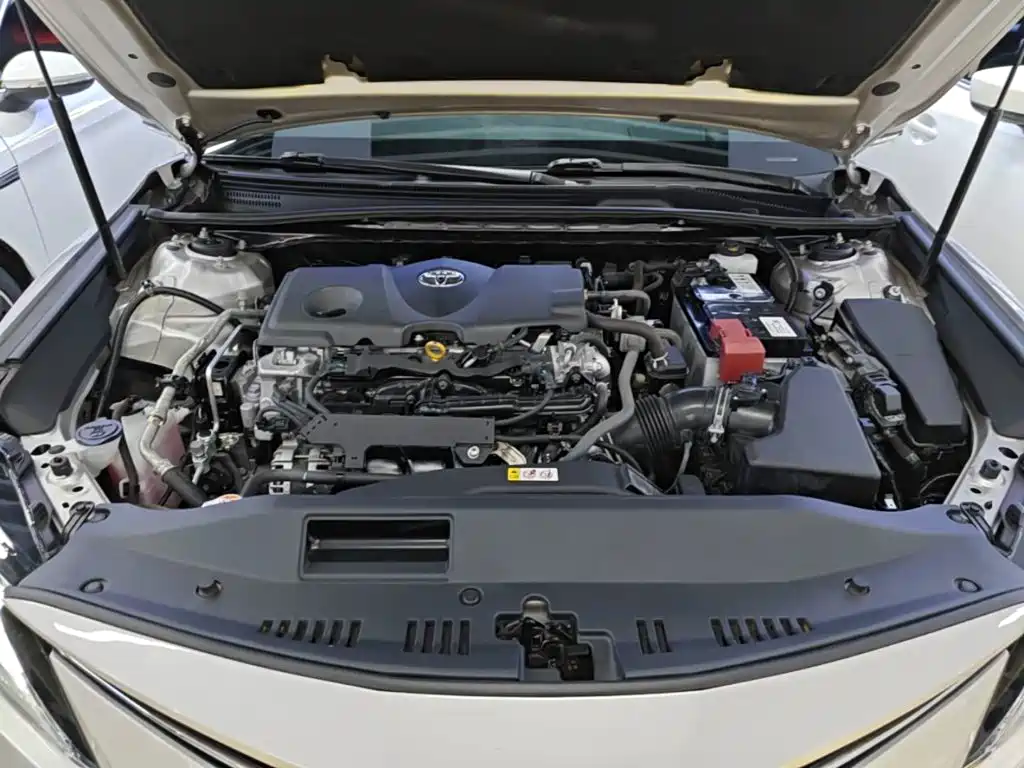 Toyota Camry 2022 — фото 20